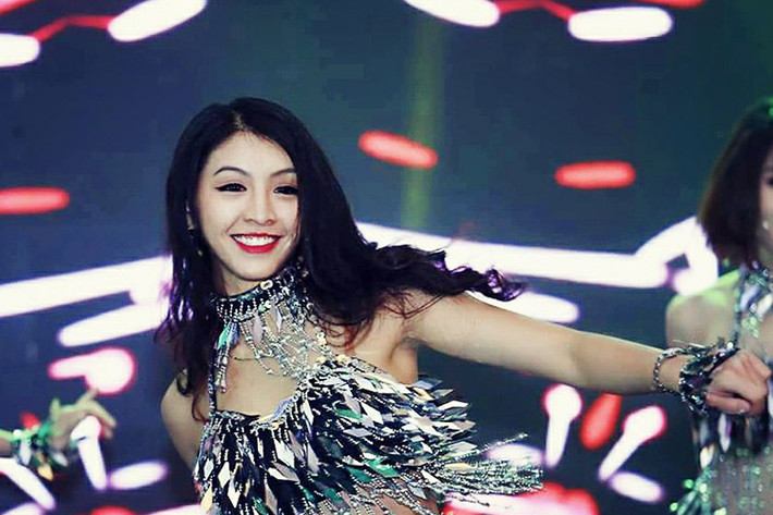 Nụ cười tươi và nhân tố mới là những lợi thế của Thanh Tú tại cuộc thi gồm các ứng viên vốn có lợi thế về làm người mẫu và kinh nghiệm thi sắc đẹp.