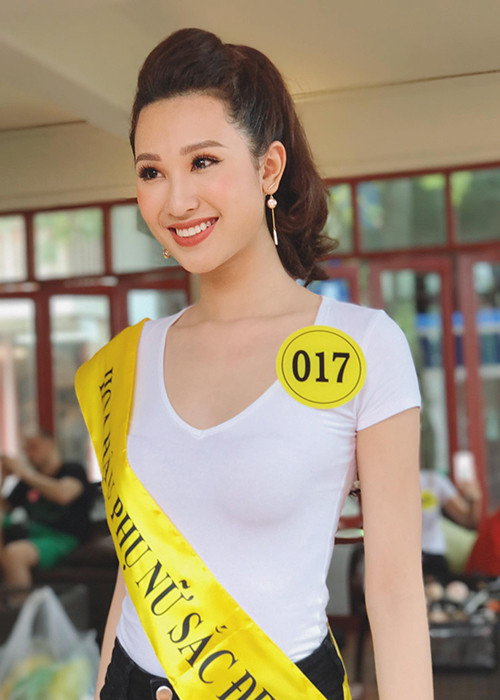 Thứ trưởng Vương Duy Biên cho biết, Cục Nghệ thuật Biểu diễn sẽ có chỉ đạo để Sở VH-TT nơi Phạm Anh Thư đăng ký hộ khẩu thường trú có biện pháp xử phạt theo quy định.