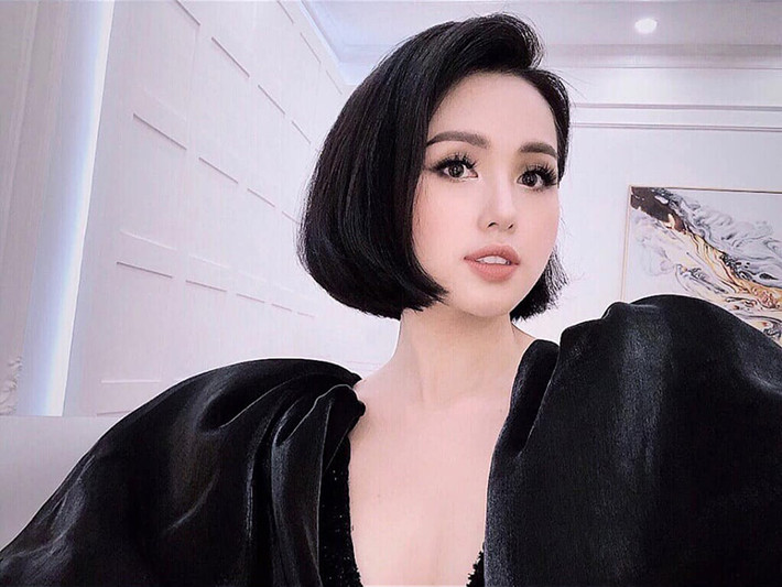 Hot girl Tâm Tít quyết định rút khỏi showbiz Việt sau khi lấy chồng vào năm 2015.