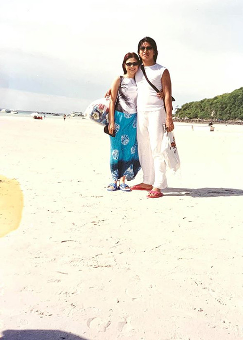 Mới đây, "búp bê" Thanh Thảo đăng tải loạt ảnh thời là ca sĩ trẻ, ít tên tuổi.