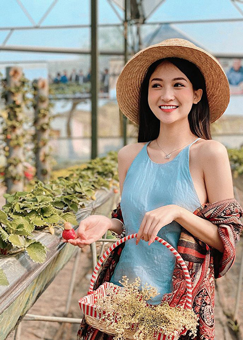 Hoa hậu Việt Nam 2020 là cuộc thi nhan sắc đầu tiên mà Vũ Thị Anh Thư đăng ký tham gia.