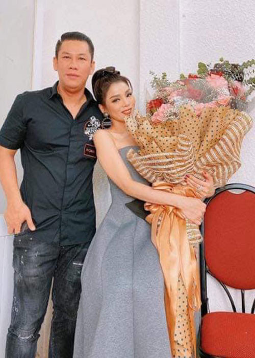 Cuối tháng 1/2019, Lệ Quyên dính tin đồn hôn nhân rạn nứt sau khi chia sẻ góc khuất cuộc sống vợ chồng trong một cuộc phỏng vấn. Ảnh: Zing