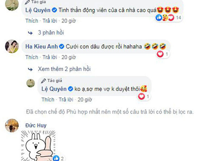 Hồi cuối tháng 5/2020, khi nữ ca sĩ úp mở kế hoạch sinh con gái thứ 2, ông xã của cô vẫn tương tác với vợ. Hiện tại, khán giả hy vọng Lệ Quyên sớm lên tiếng về tin đồn hôn nhân.