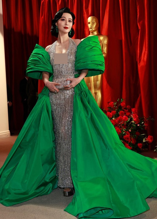 Mới đây, Phạm Băng Băng xuất hiện trên thảm đỏ Oscar 2023 tại Mỹ. Ảnh: Instagram