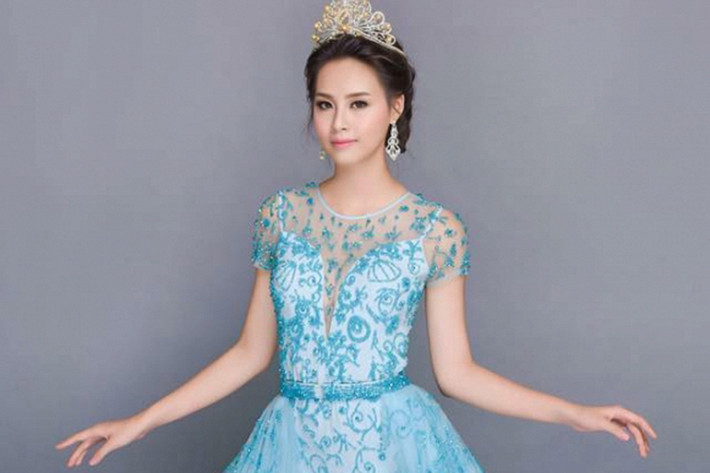 Đối mặt với tin đồn mua giải, Phạm Thùy Trang cho hay cuộc thi nào cũng có những nghi vấn tương tự và cô hoàn toàn tin vào ban tổ chức. Về mặt cảm xúc, người đẹp lại sốc và thực sự rất buồn vì mọi người không tin vào khả năng của cô. Ảnh: Ngôi sao