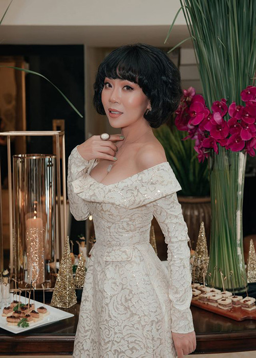 Cuộc hôn nhân của Thúy Miêu bên chồng kém 8 tuổi đến nay vẫn hạnh phúc.