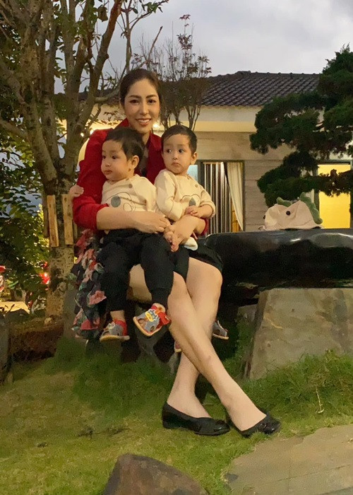 Nhiều người mừng cho Thu Thảo khi đã ổn định được cuộc sống.