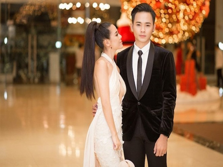 “Tôi gặp chị Nam Thư khi tham gia một vở diễn tốt nghiệp trong trường Sân khấu và từ đó đi theo chị ấy luôn. Chị làm gì tôi phụ đó. Tới lúc tôi thi Cười xuyên Việt, chị Nam Thư lại ngồi làm ban cố vấn. Sau khi thi xong, tôi làm sản phẩm riêng, rồi chị Nam Thư cũng ra sản phẩm. Bởi vậy nên chúng tôi hỗ trợ, giúp đỡ lẫn nhau rồi đi chơi chung”, Anh Tú trải lòng. Ảnh: Sức khỏe và đời sống