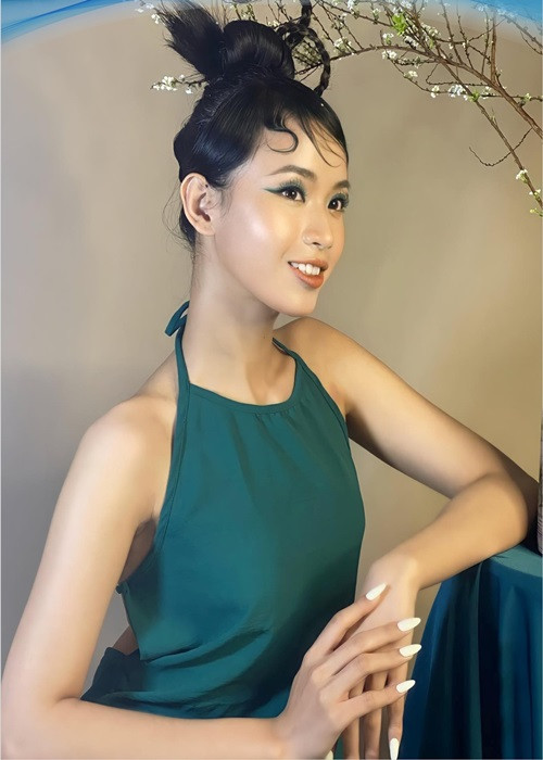 Câu chuyện Thủy Tiên vượt căn bệnh ung thư xuất hiện trong đề thi học sinh giỏi môn Ngữ văn lớp 9 năm học 2019-2020 của Sở Giáo dục và Đào tạo Hà Nội. Ảnh: Miss World Vietnam