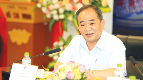 Ông từng đảm nhận các chức vụ như Giám đốc, Bí thư Chi bộ công ty Xuất nhập khẩu và Phát triển Văn hóa; Giám đốc, Bí thư Đảng bộ Trung tâm triển lãm Văn hóa Nghệ thuật Việt Nam - đơn vị sự nghiệp thuộc Bộ Văn hóa Thể thao và Du lịch; Vụ trưởng, Bí thư Chi bộ Vụ Thi đua khen thưởng Bộ Văn hóa - Thể thao và Du lịch.