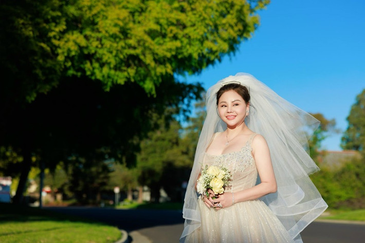 Lê Giang hiện tại độc thân, có ba người con.