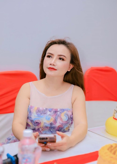 Năm 2021, bị người chồng cũ thứ 4 tố ngoại tình, diễn viên Hoàng Yến khẳng định tất cả là lời bịa đặt. Ảnh: FBNV.
