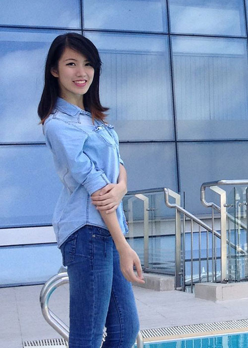 Hình ảnh cô sinh viên Đại học Ngoại Thương giản dị ở đời thường cách đây vài năm. Ảnh: FBNV