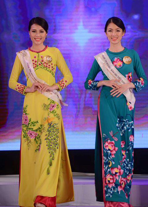 Tuyết Trang từng nhận được nhiều học bổng của nhà trường và đặt chân trải nghiệm tại Hàn Quốc, Colombia, Singapore... Ảnh: FBNV