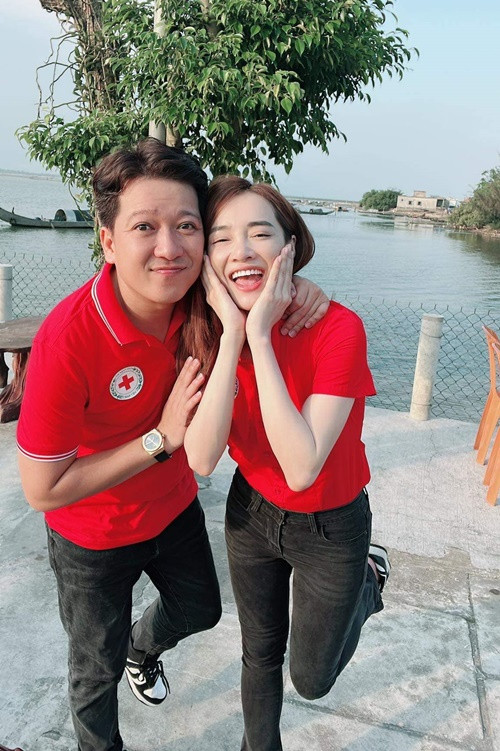 Khả năng kiếm tiền của Trường Giang không kém cạnh vợ.