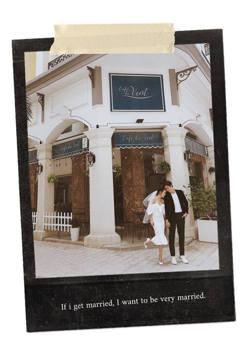 Năm 2019, tin đồn Yến Trang lấy chồng rộ lên khi hình ảnh nữ ca sĩ mặc váy cô dâu, tình tứ bên một người đàn ông do Yến Nhi - em gái Yến Trang chia sẻ. Ảnh: Tổ Quốc.