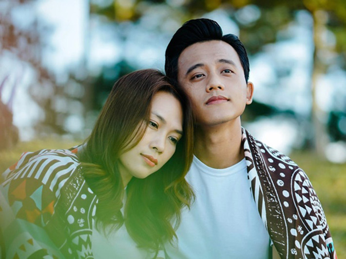 Mỹ Tâm công khai yêu Mai Tài Phến sau 4 năm hợp tác, 2 năm vướng tin đồn phim giả tình thật.
