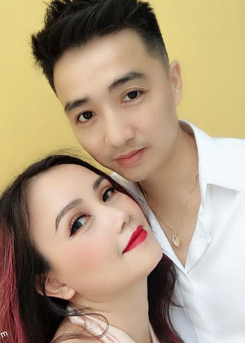 Mối quan hệ giữa diễn viên Hoàng Yến và người chồng cũ thứ 4 Cao Thắng đang gây xôn xao dư luận. Theo Ngôi sao, Cao Thắng tố Hoàng Yến ngoại tình, ngăn cản anh gặp con.