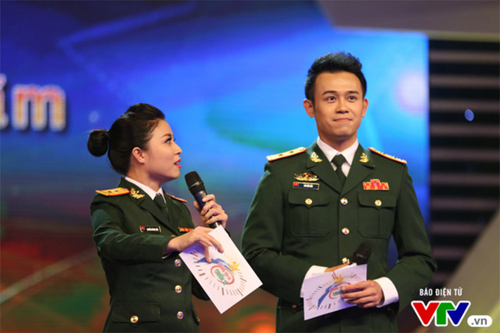 Đức Bảo đầu quân cho VTV và làm MC cho loạt chương trình: Bữa trưa vui vẻ, Cà phê sáng, Chúng tôi là chiến sĩ, VTV kết nối...Ảnh: VTV