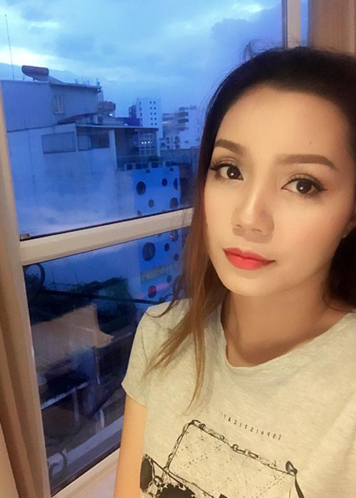 Ca sĩ Ngọc Anh nổi lên sau khi đoạt giải nhì Sao mai 2005 và top 5 Sao mai điểm hẹn 2006. Gặt hái những thành công nhất định trong sự nghiệp nhưng cô khá lận đận trong đường tình duyên.