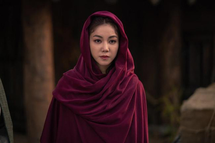 Ngoài Song Joong Ki, "Arthdal Chronicles" còn có sự góp mặt của Kim Ok Bin. Ảnh: Thời đại plus