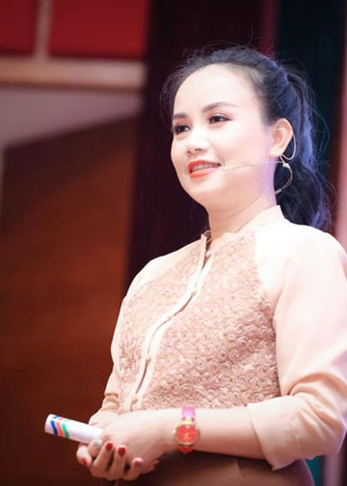 10 năm sau, Hoàng Yến tái hôn. Người chồng thứ 3 của nữ diễn viên kém cô đến 8 tuổi. Cả hai không có con chung trước khi chia tay. Ảnh: FBNV.