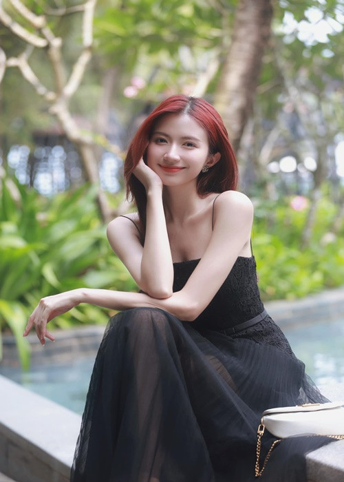 Theo Ngọc Huyền, việc so sánh hai vai diễn Vân Vân của Thương ngày nắng về và Diệu Thảo trong Món quà của cha là điều hết sức bình thường.