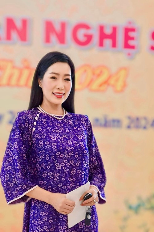 Trịnh Kim Chi được phong tặng danh hiệu Nghệ sĩ ưu tú năm 2014, danh hiệu Nghệ sĩ nhân dân năm 2024.