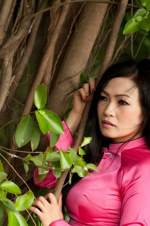 Phương Thanh từng chia sẻ về mối tình đầu với một tuyển thủ cầu mây.
