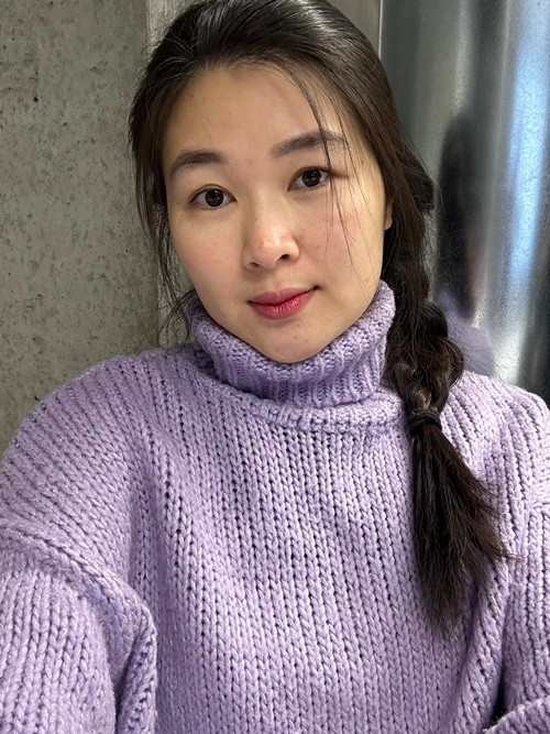 “Mỗi khi chuẩn bị gõ phím về những suy tưởng tiêu cực của mình về người khác xin mọi người dừng lại vài giây suy nghĩ nếu đó là con trai, con gái mình hay là anh là chị mình thì sao? Mình sẽ đau lòng thế nào khi đọc những điều không hay về người nhà mình như vậy?”, Mạc Anh Thư trải lòng.