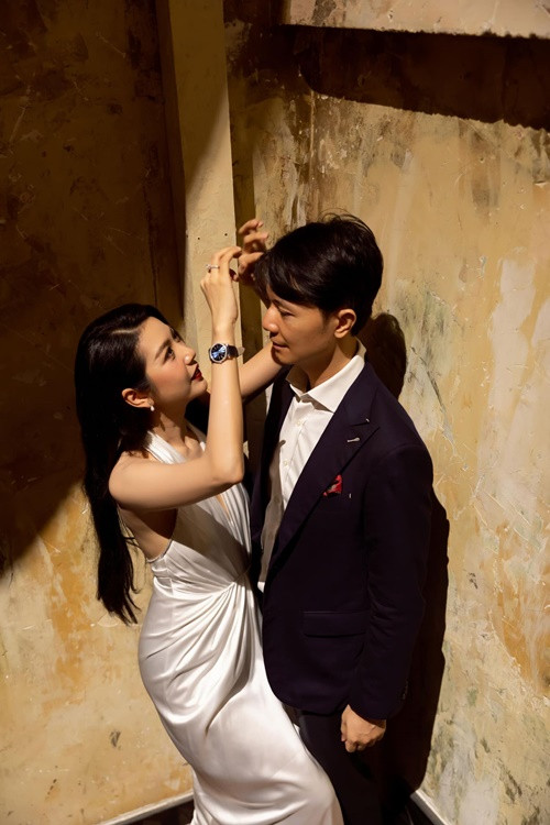 Nàng hậu cảm thấy may mắn khi được chồng hỗ trợ sự nghiệp lẫn việc nhà. Ảnh: FB Nhật Vũ.