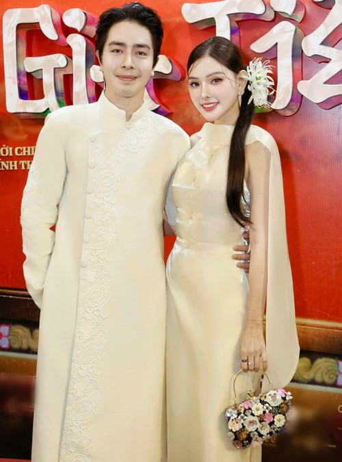 Chia sẻ trên Dân Việt, Thu Thủy cho hay, từ bé cô đã mơ ước có một chiếc mũi cao, thanh thoát nên quyết định "dao kéo".