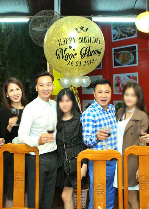 Tiệc sinh nhật của bà xã Thành Trung có sự tham gia của gia đình và bạn bè thân thiết. Ảnh: FBNV
