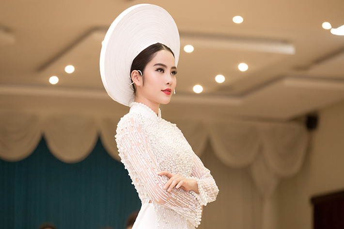 Nam Em chia sẻ, cô rất kỳ vọng vào vai diễn đầu tay của mình trong bộ phim điện ảnh “Lô Tô”.