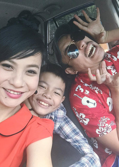 Nam diễn viên phim “Em chưa 18” từng chia sẻ anh yêu thương bé Bom thay cho cả phần của Cát Phượng và Thái Hòa.