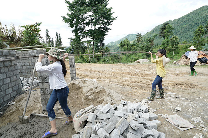 5 thí sinh muốn thực hiện bằng được ngôi trường mầm non cho các em nhỏ.