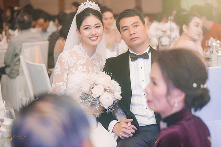 Cuối tháng 12/2018, Thanh Tú lên xe hoa với doanh nhân Thanh Phương.