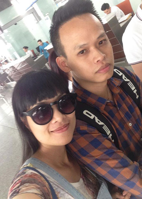 Hà Hương từng tâm sự cô bị cưa đổ bởi tính cách ít nói, trầm lặng của chồng, trái ngược hoàn toàn với cô.
