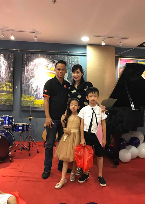 Cuộc sống của Hà Hương bên chồng con hiện tại đầy bình yên.