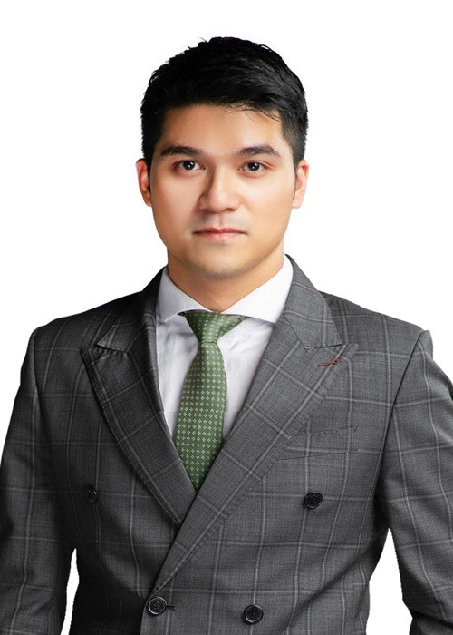 Sinh năm 1991, Bảo Hoàng từng là sinh viên của Đại học Ngoại thương TP HCM, có nhiều năm kinh nghiệm trong lĩnh vực truyền thông.