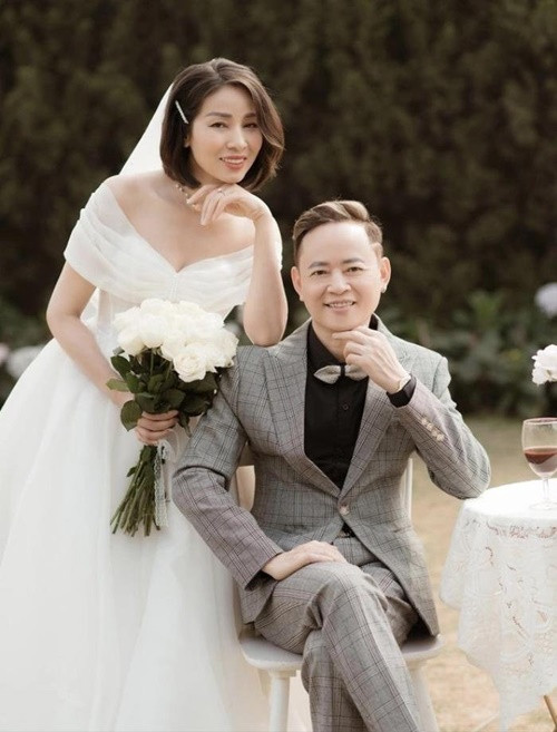 Diễn viên Tùng Dương vừa tiết lộ bộ ảnh cưới sau thông tin chuẩn bị kết hôn lần thứ 4. Ảnh: Saostar
