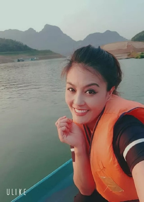 Sau khi chia tay Tùng Dương, Hoa Thúy kết hôn với với một doanh nhân Việt kiều hơn 18 tuổi. Cuộc hôn nhân này tan vỡ sau 10 năm. Ảnh: Tổ Quốc