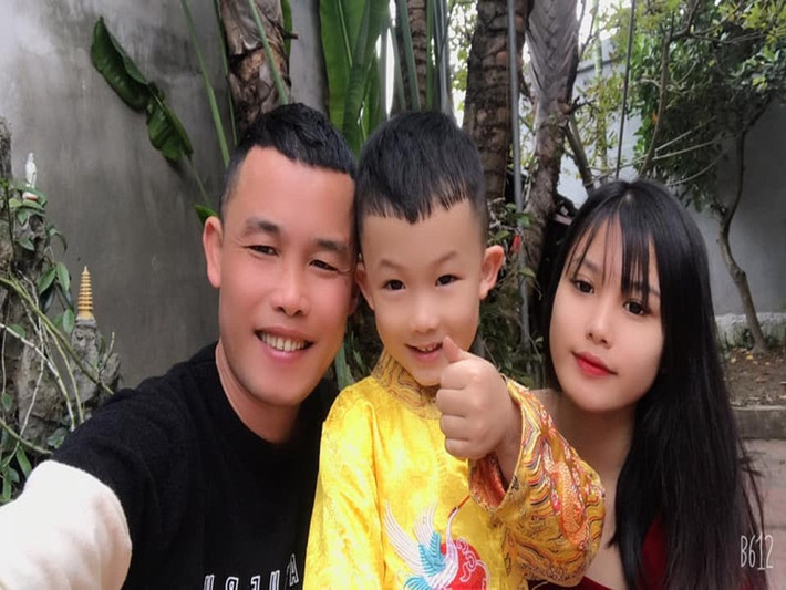 "Ở hiện tại, tôi chọn bình yên, dành tình yêu của mình cho các con. Tôi cũng không mưu cầu là một ngôi sao, hay màng danh lợi gì đó lớn lao", anh tâm sự.