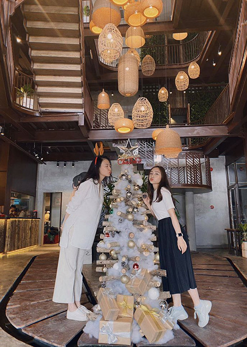 Không ít cư dân mạng cho rằng Đàm Thu Trang và Cường Đô la đã có tin vui nhưng chưa thông báo rộng rãi.