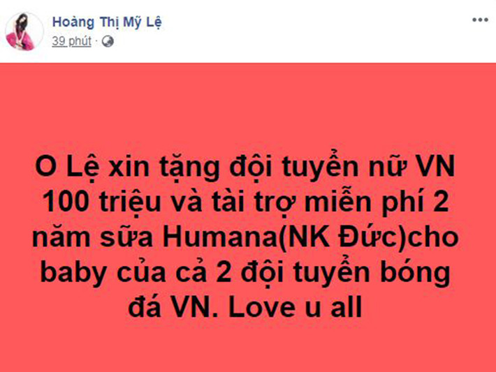 Ca sĩ Mỹ Lệ còn tặng 100 triệu cho đội tuyển nữ VN và tài trợ miễn phí 2 năm sữa cho các con của đội tuyển bóng đá nam và nữ Việt Nam.
