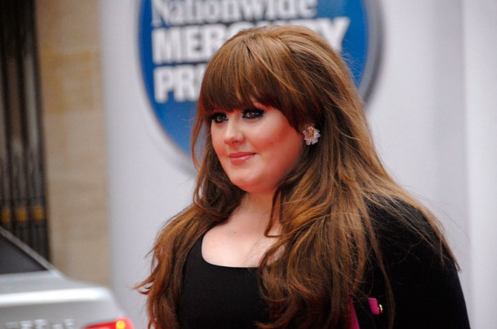 Năm 2008, Adele phát hành album đầu tay 19. Sản phẩm này được nhiều nhà phê bình âm nhạc Anh đánh giá cao, công chúng yêu thích. Ảnh: Dân Việt.