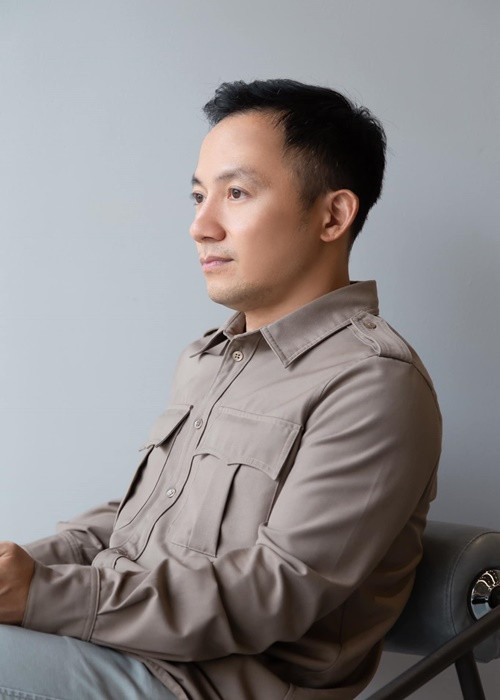 Nam rapper hiện tại được khen trẻ hơn so với tuổi 42. Ảnh: FBNV.