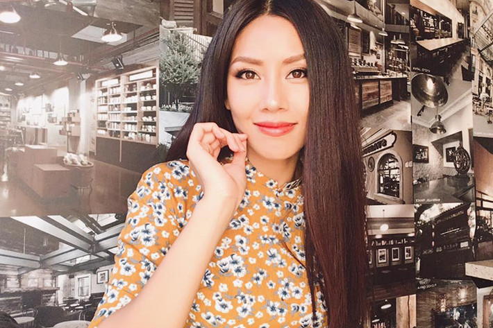 Nguyễn Thị Loan cũng tranh thủ đi mua sắm trước khi chính thức hội ngộ các thí sinh tại cuộc thi Hoa hậu Hoàn vũ Thế giới 2017.