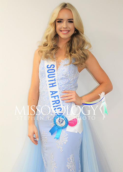 Tayla Skye Robinson là niềm hy vọng của khán giả Nam Phi. Tại cuộc thi Hoa hậu Quốc tế năm nay, cô được đánh giá cao các kỹ năng nói trước đám đông.