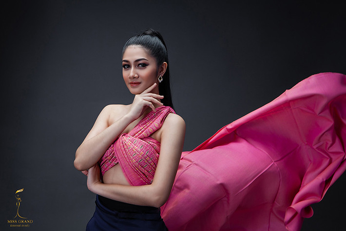 Panpaporn tuyên bố không nhận danh hiệu á hậu 1 cuộc thi Miss Grand Sakaeo 2018 sau sự cố nhầm lẫn.